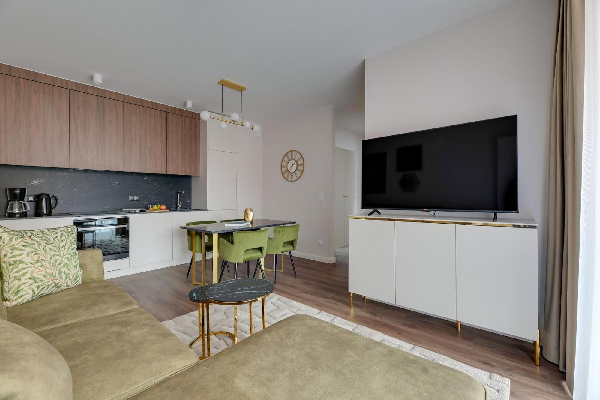 Scala 60f Center Premium With Parking By Lion Apartment *
