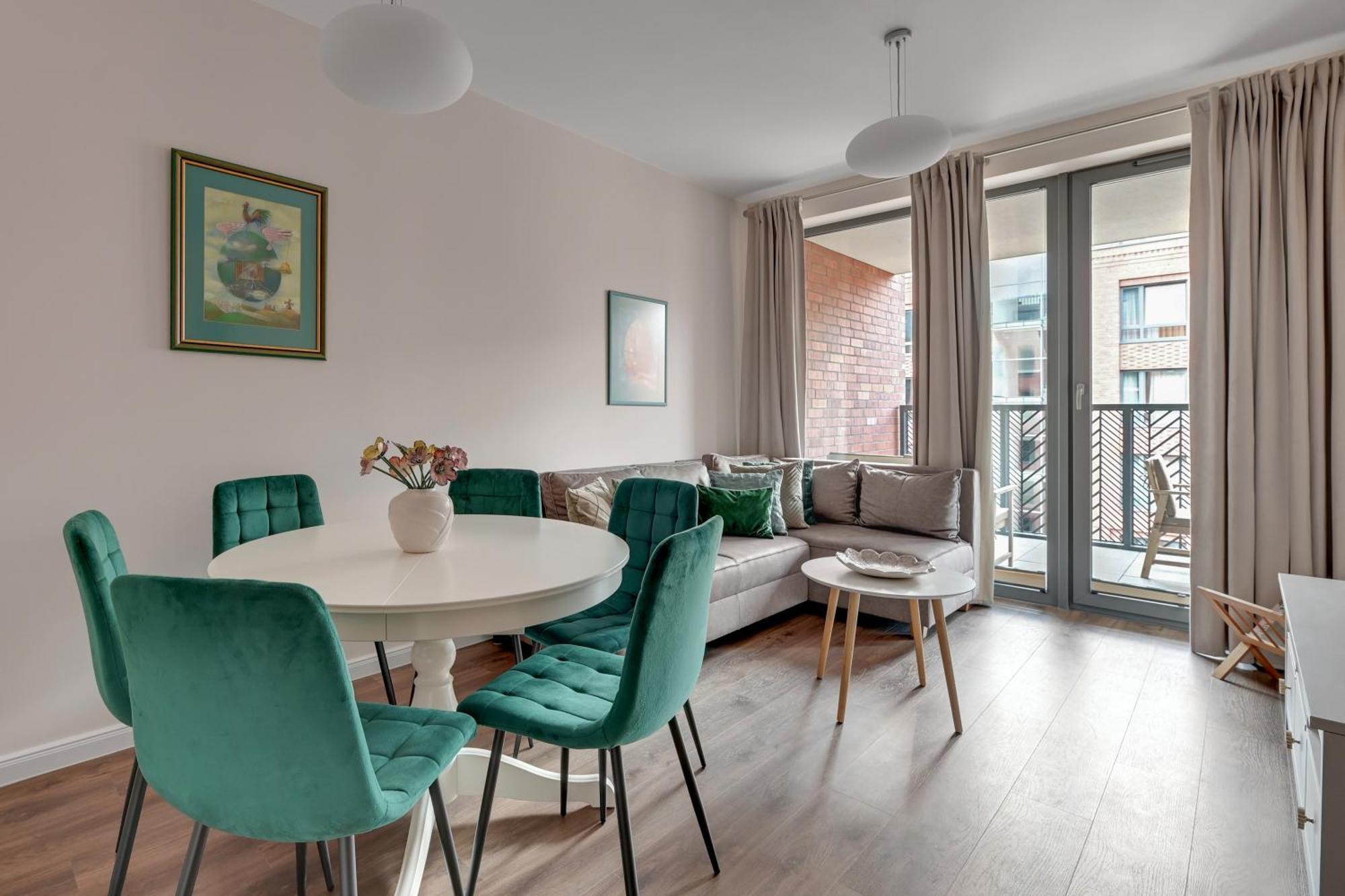 Scala 60f Center Premium With Parking By Lion Apartment *